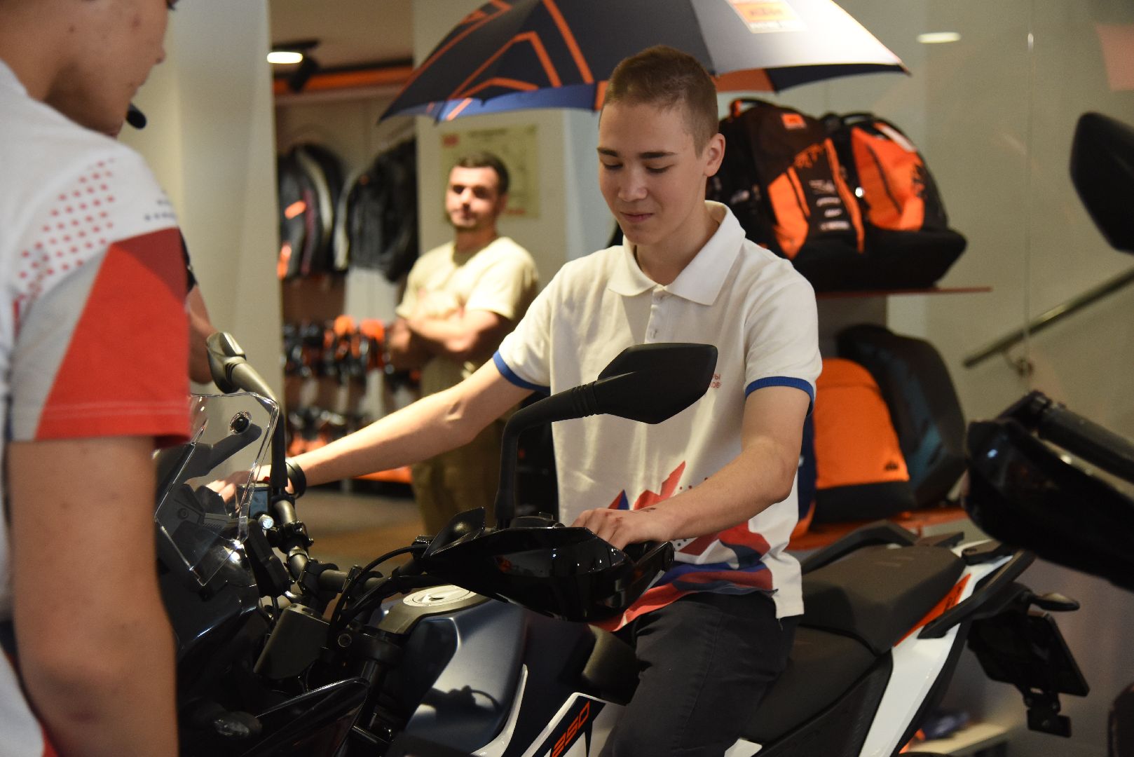 Химки, волонтеры, мотоцикл, экскурсия