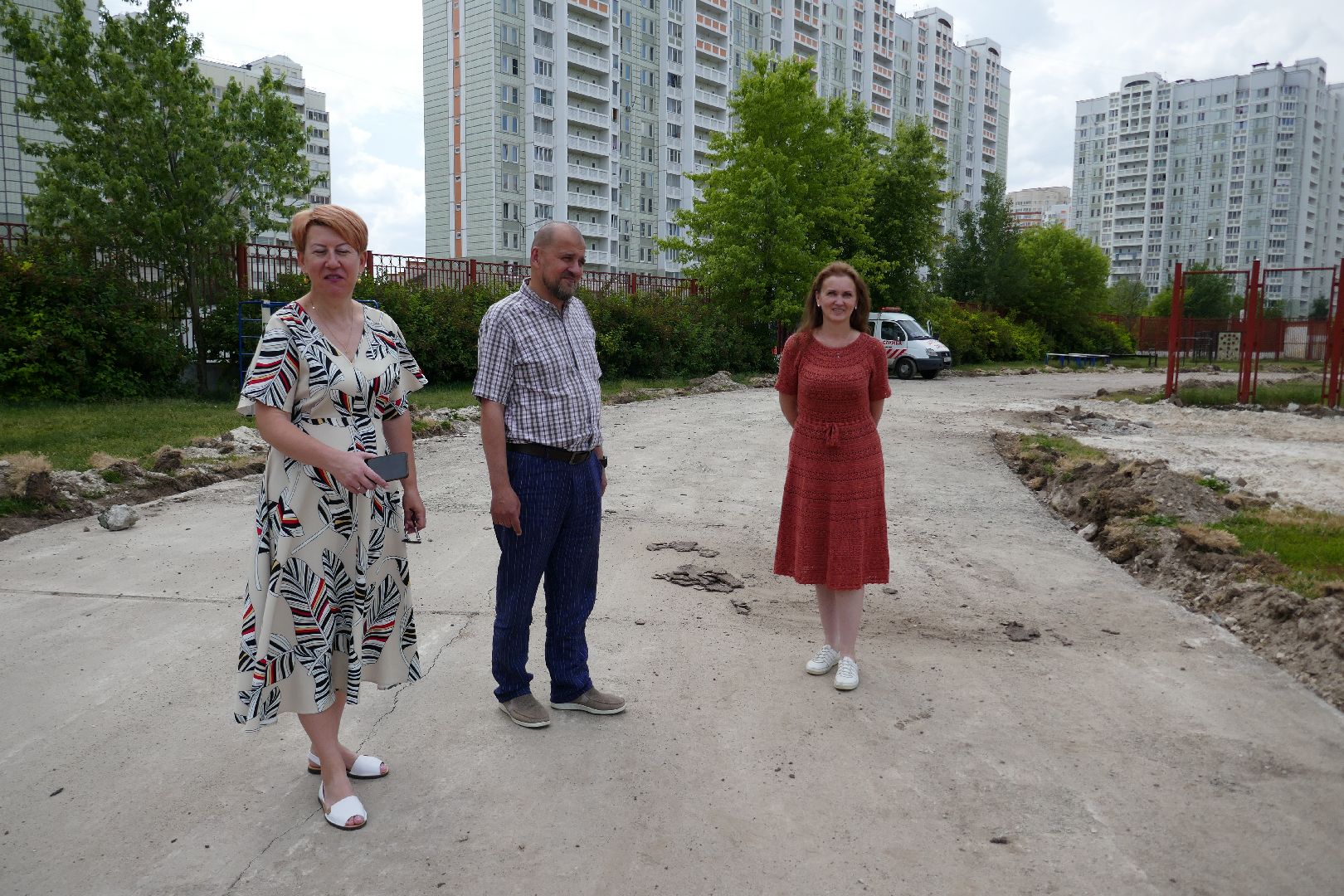 Подольск, стадион, покрытие, гимназия, реконструкция