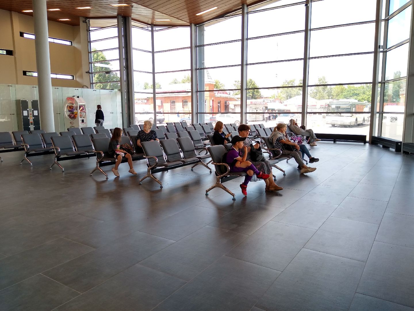 Бронницы, транспорт, обновлённая автостанция