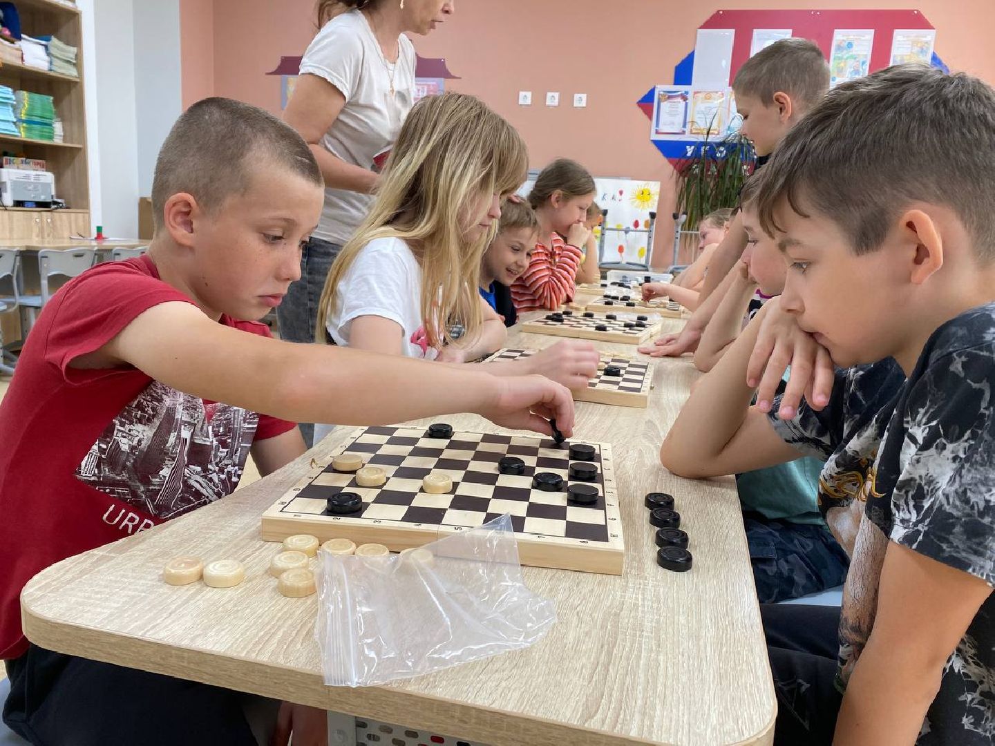 Чехов, ветераны, школа, шашки, турнир, пришкольный лагерь