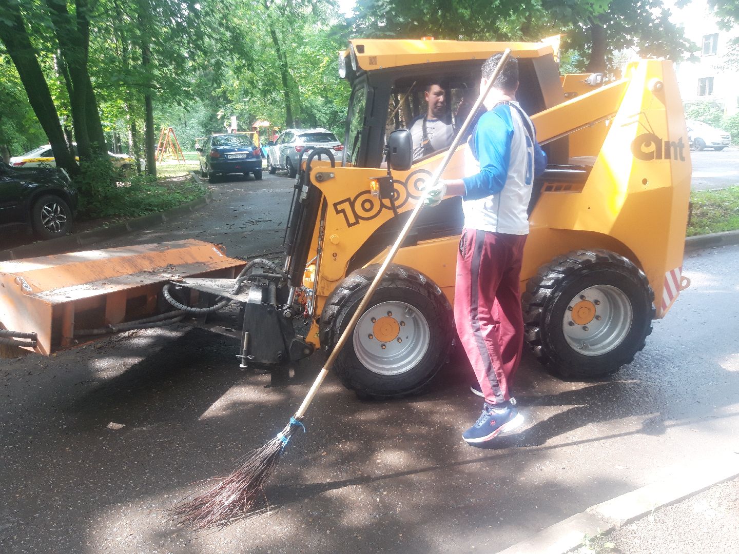 двор, доброе дело, дождь,