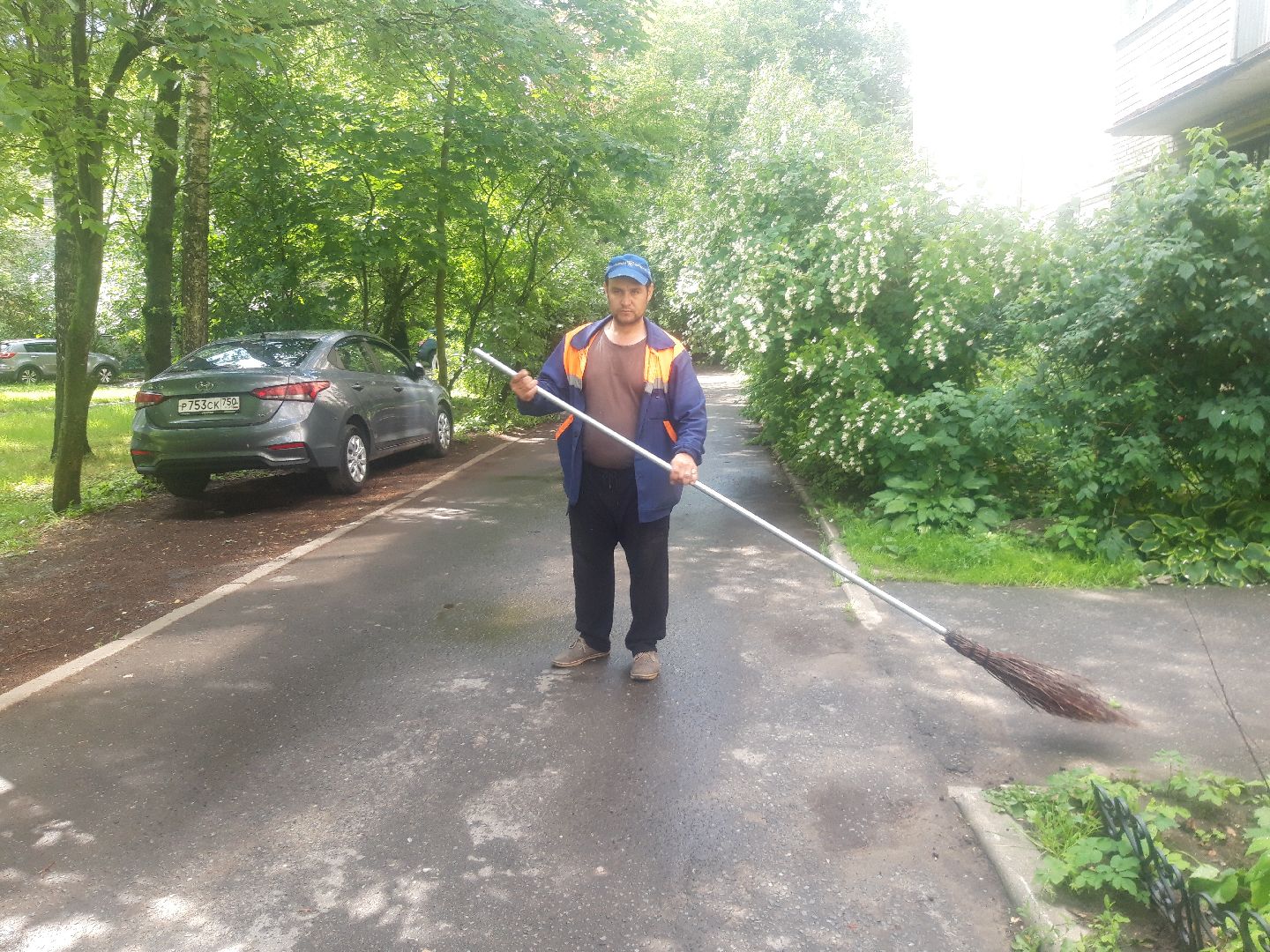 двор, доброе дело, дождь,