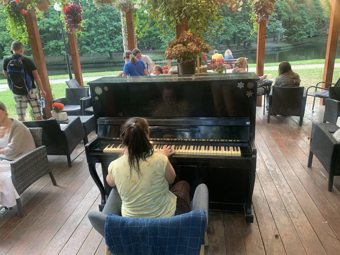 Музыка, пианино, дело жизни, Городской парк, лето в подмосковье,