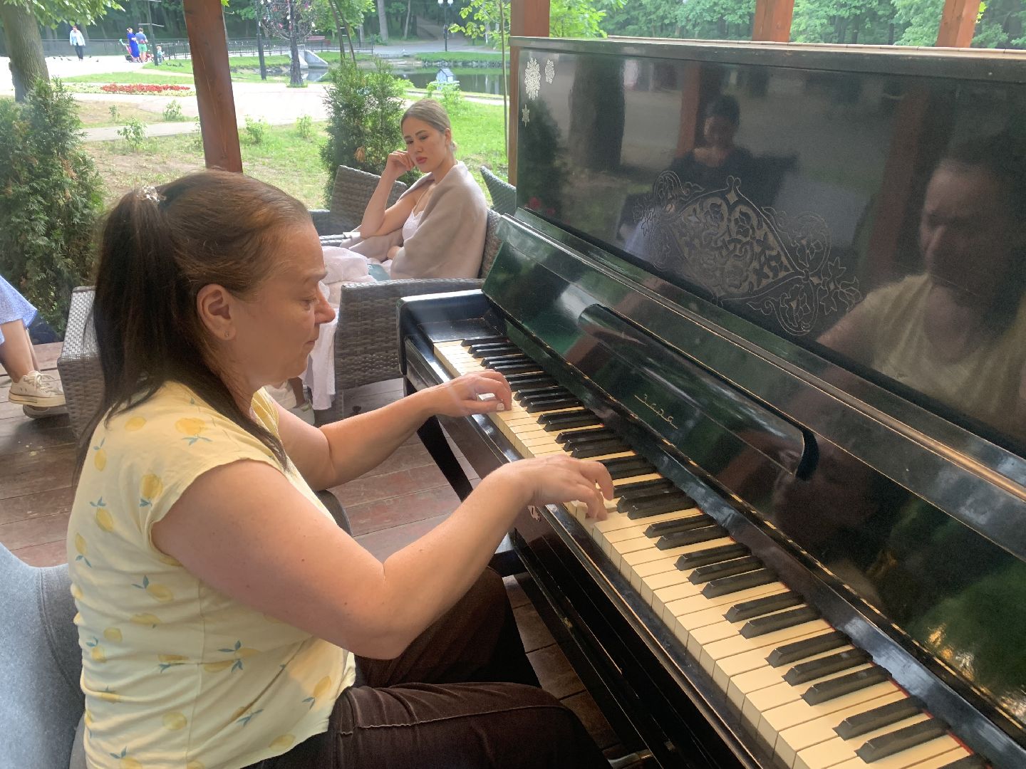 Музыка, пианино, дело жизни, Городской парк, лето в подмосковье,