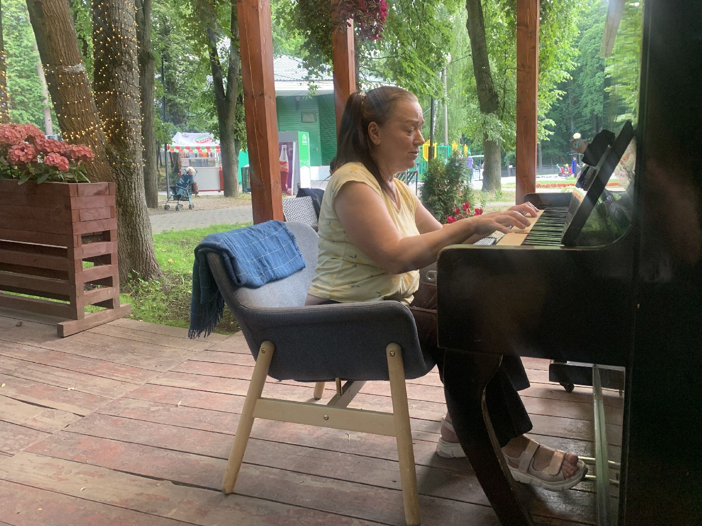 Музыка, пианино, дело жизни, Городской парк, лето в подмосковье,