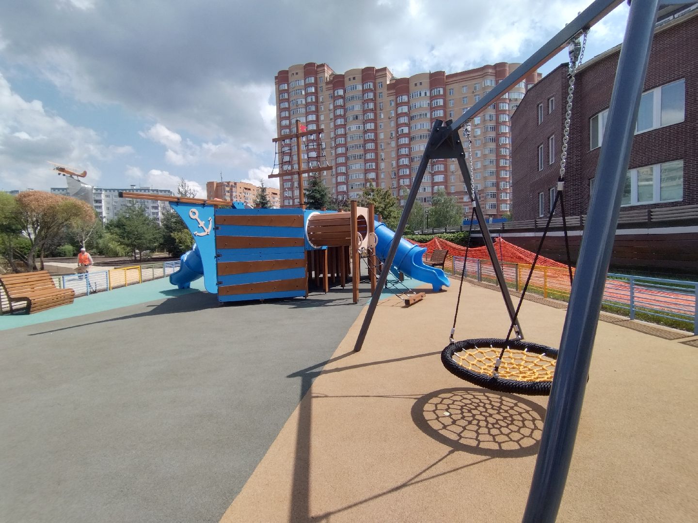 Благоустройство скверов, Мытищи, сквер на Сукромке, сквер на Колпакова, Алексеевский пруд, Ядреевский пруд