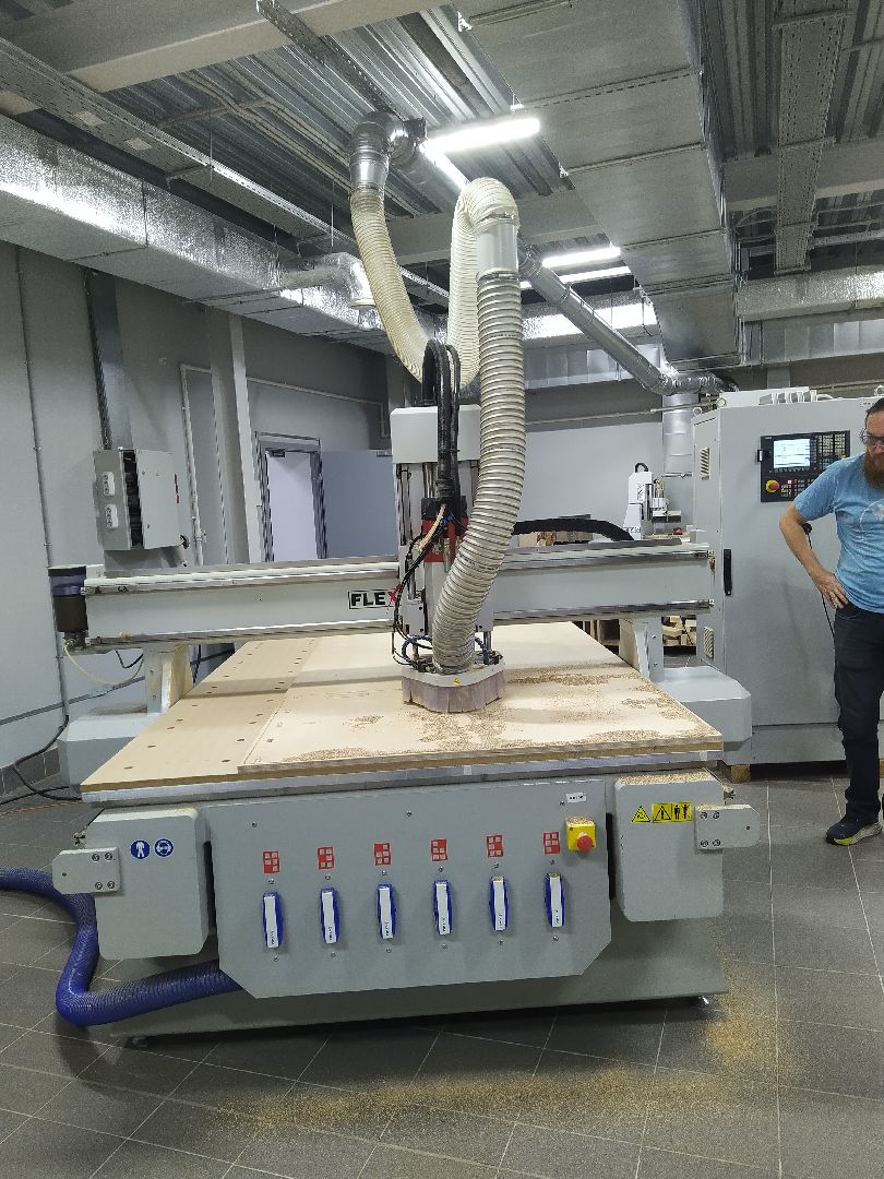 Долгопрудный, Физтех, инженеры, фабрика, станок, беспилотник