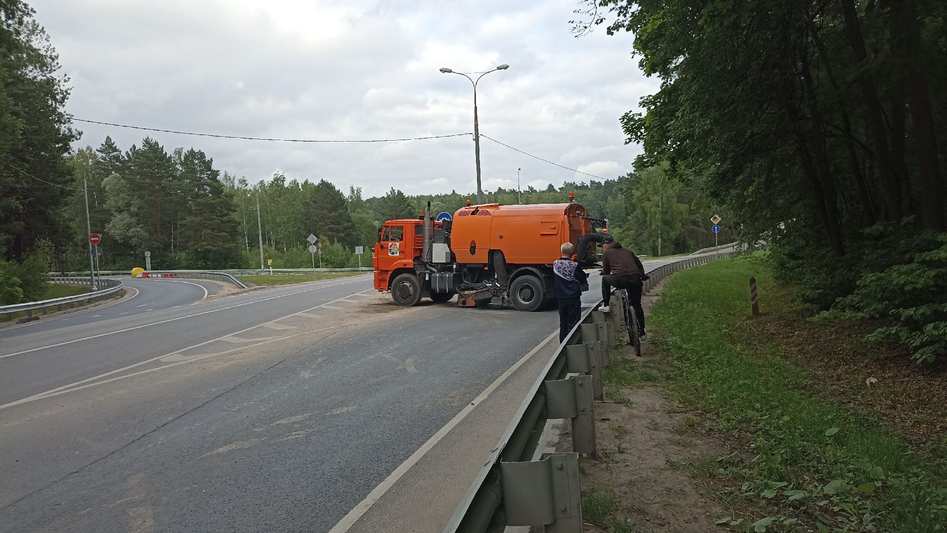 Серпухов, Подмосковье, волонтеры, трасса М-2, Симферопольское шоссе