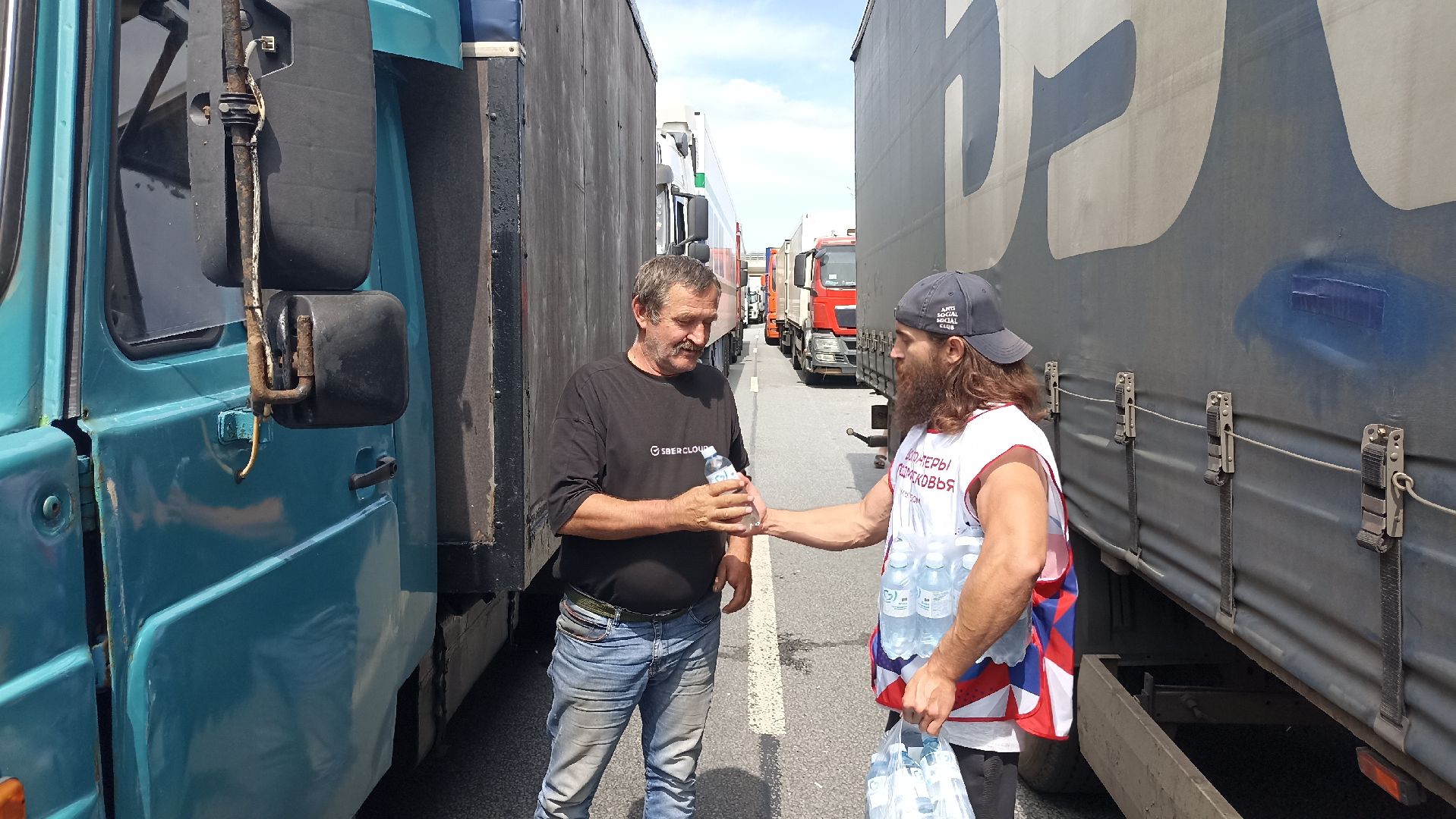 Серпухов, Подмосковье, волонтеры, трасса М-2, Симферопольское шоссе