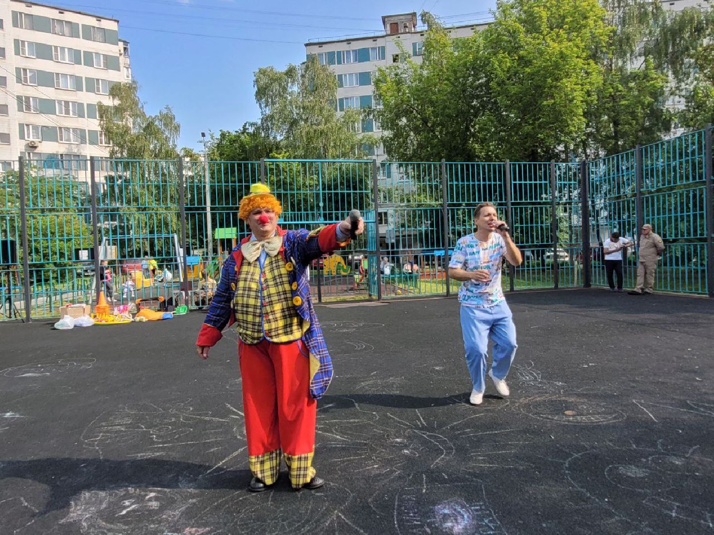 дети; конкурс; улыбки; подарки