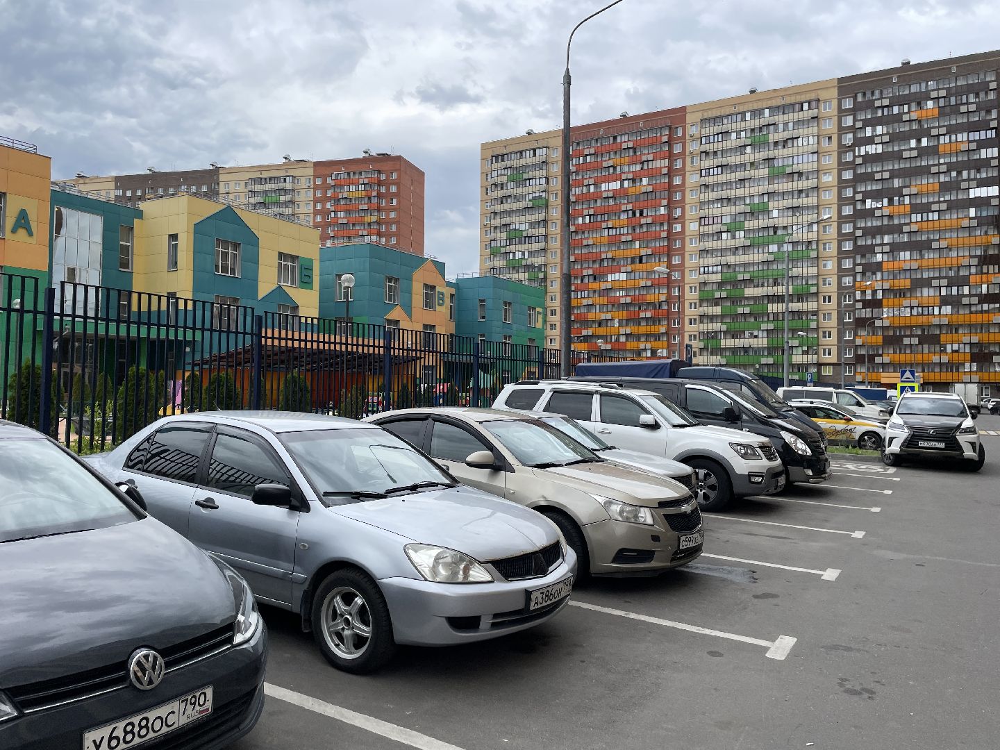 Мусор, двор, автомобиль, Добродел, жалоба