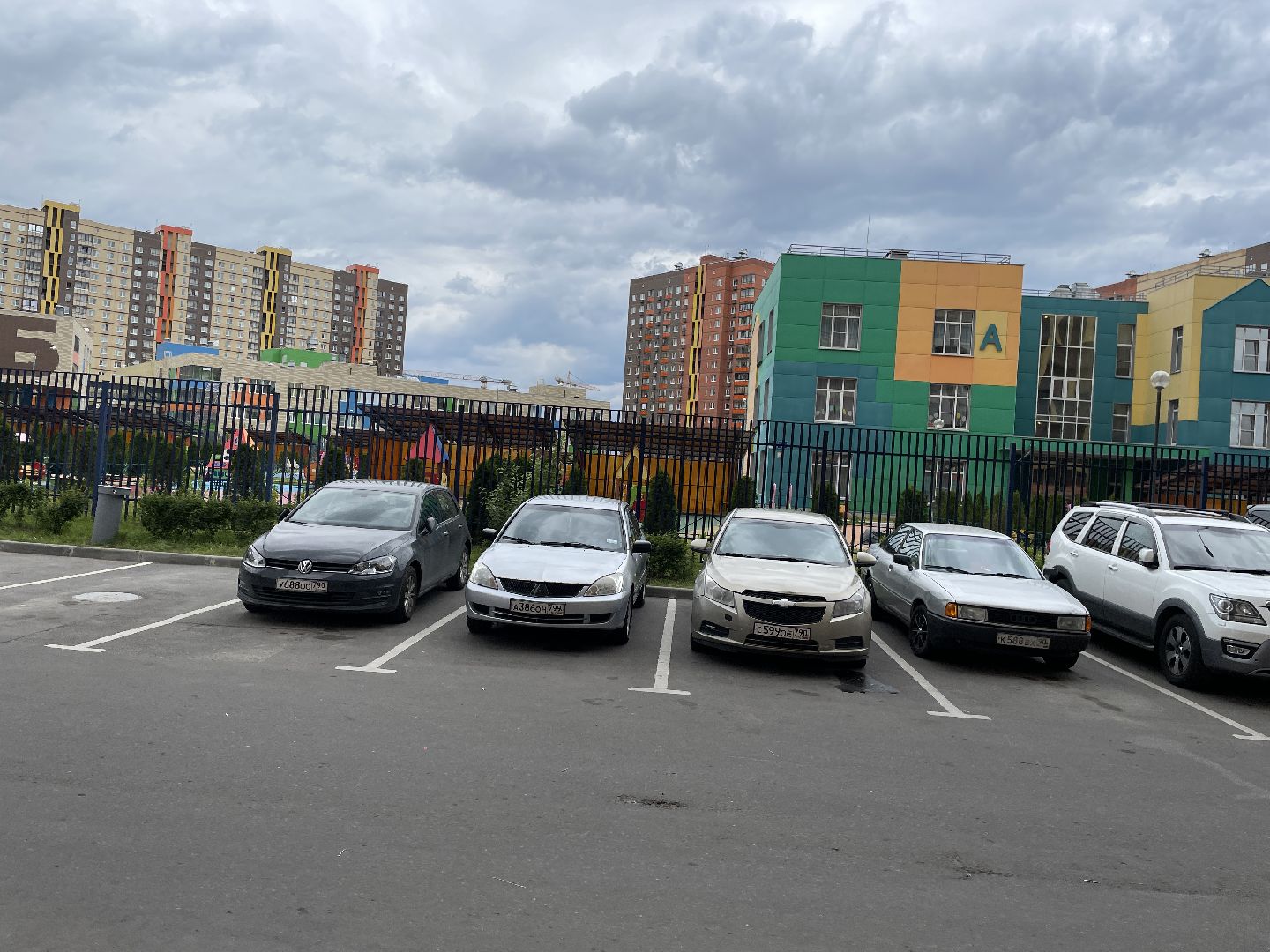 Мусор, двор, автомобиль, Добродел, жалоба