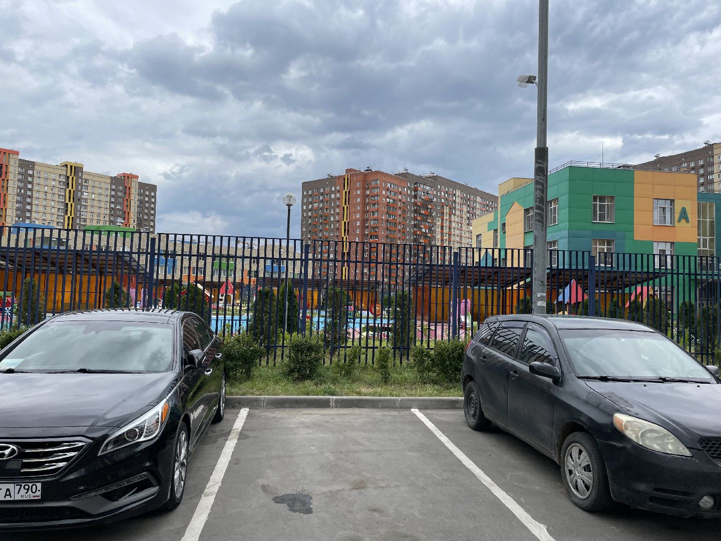 Мусор, двор, автомобиль, Добродел, жалоба