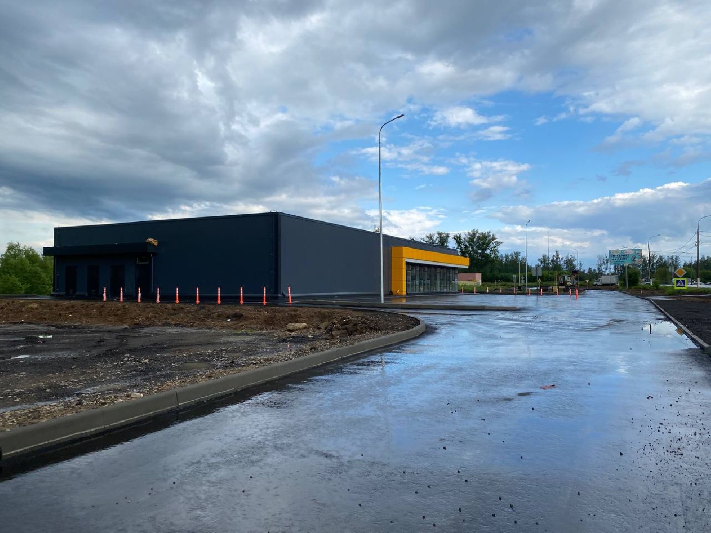 Чехов, строительство, торговля, парковка, жители, микройрайон