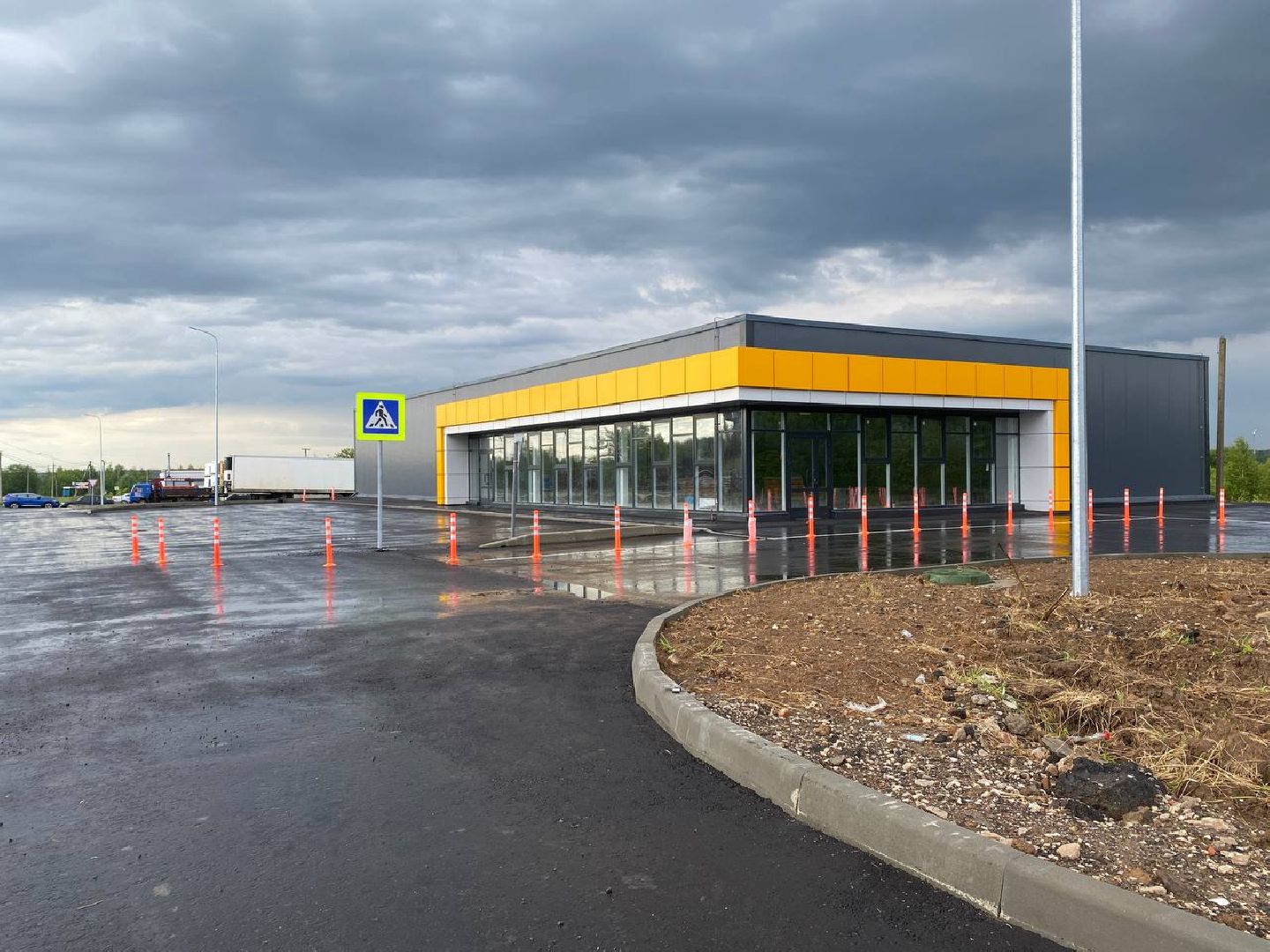 Чехов, строительство, торговля, парковка, жители, микройрайон