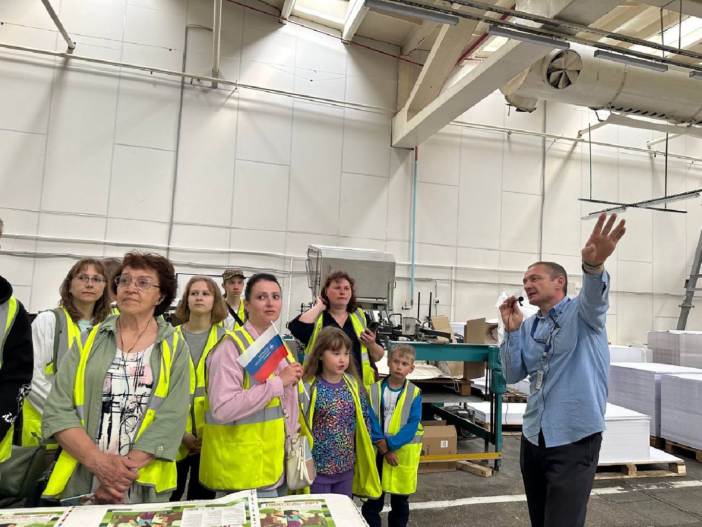 Можайск, Можайский городской округ, Подмосковье, предприятие, печатная продукция, полиграфкомбинат, день открытых дверей, люди, экскурсия
