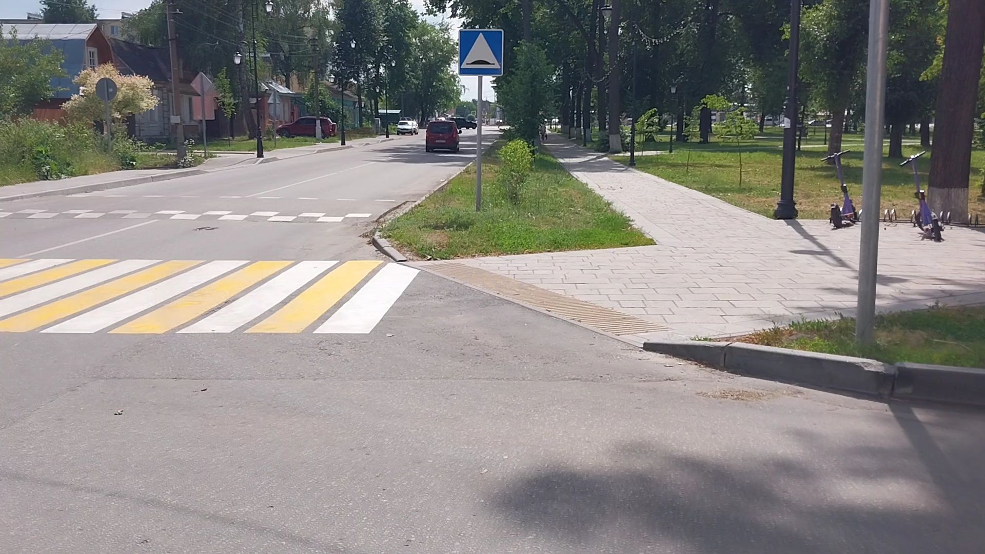 Коломна, пешеходный переход, разметка