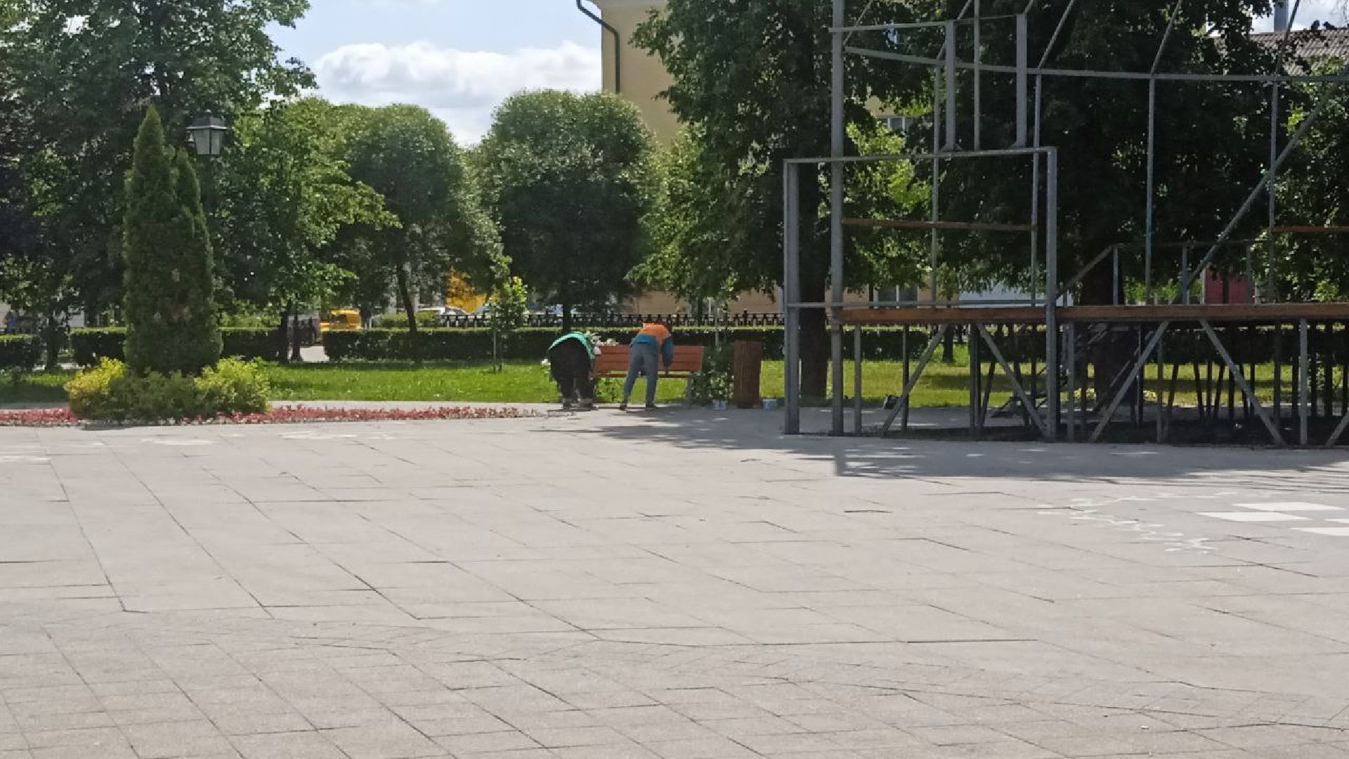 Коломна, лавочки, сквер