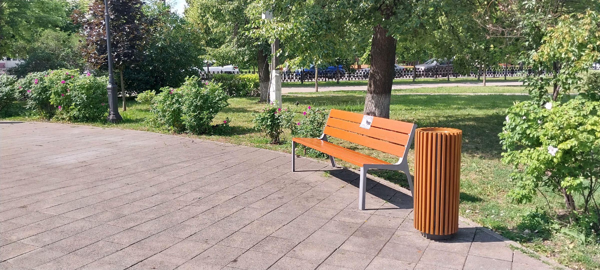 Коломна, лавочки, сквер