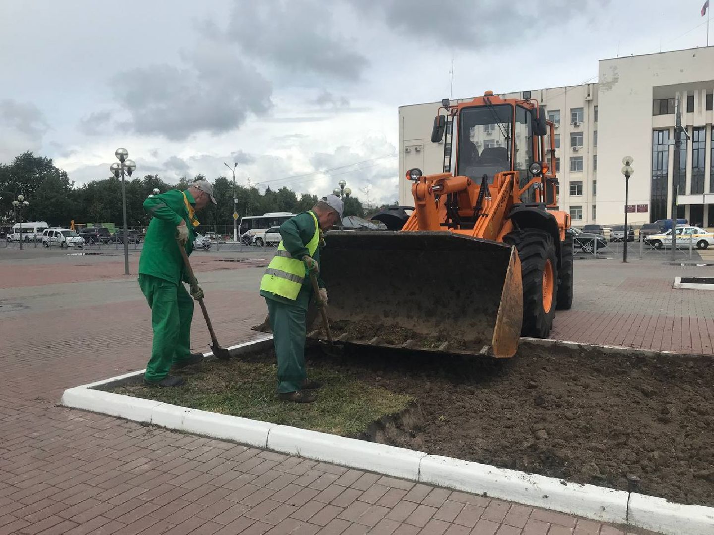 Коломна, благоустройство, высадка цветов