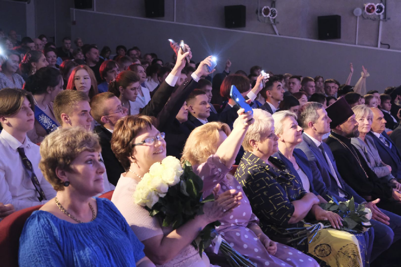 Пущино, выпускники