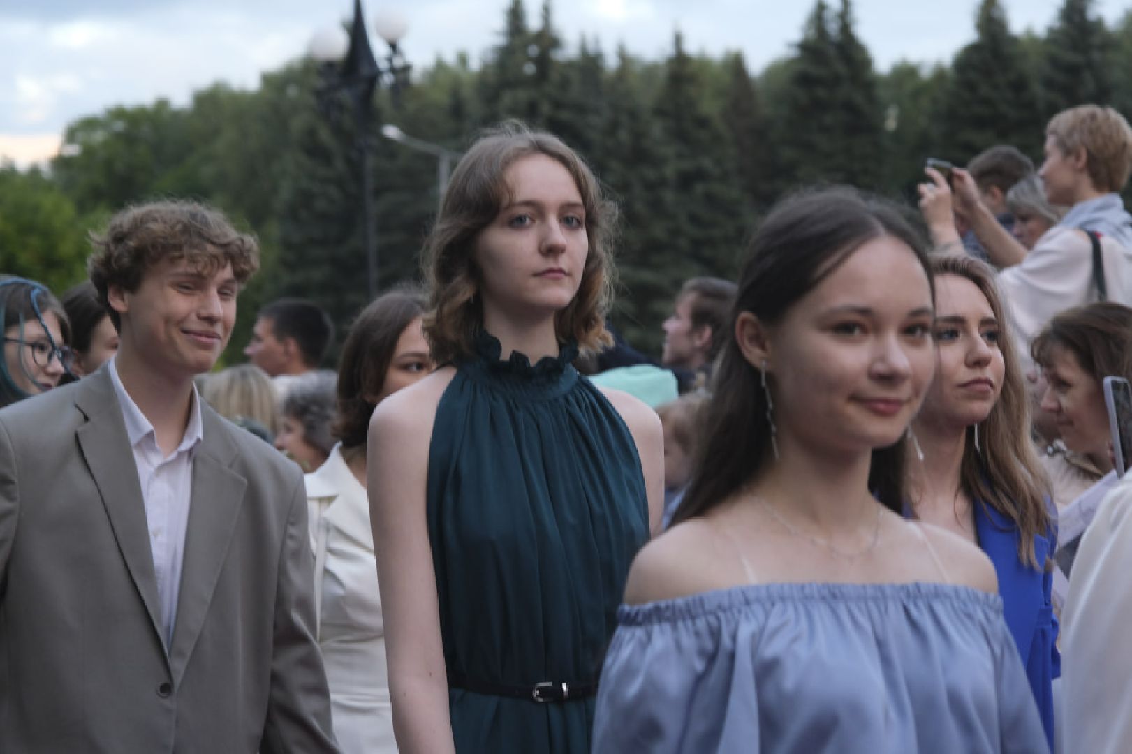 Пущино, выпускники