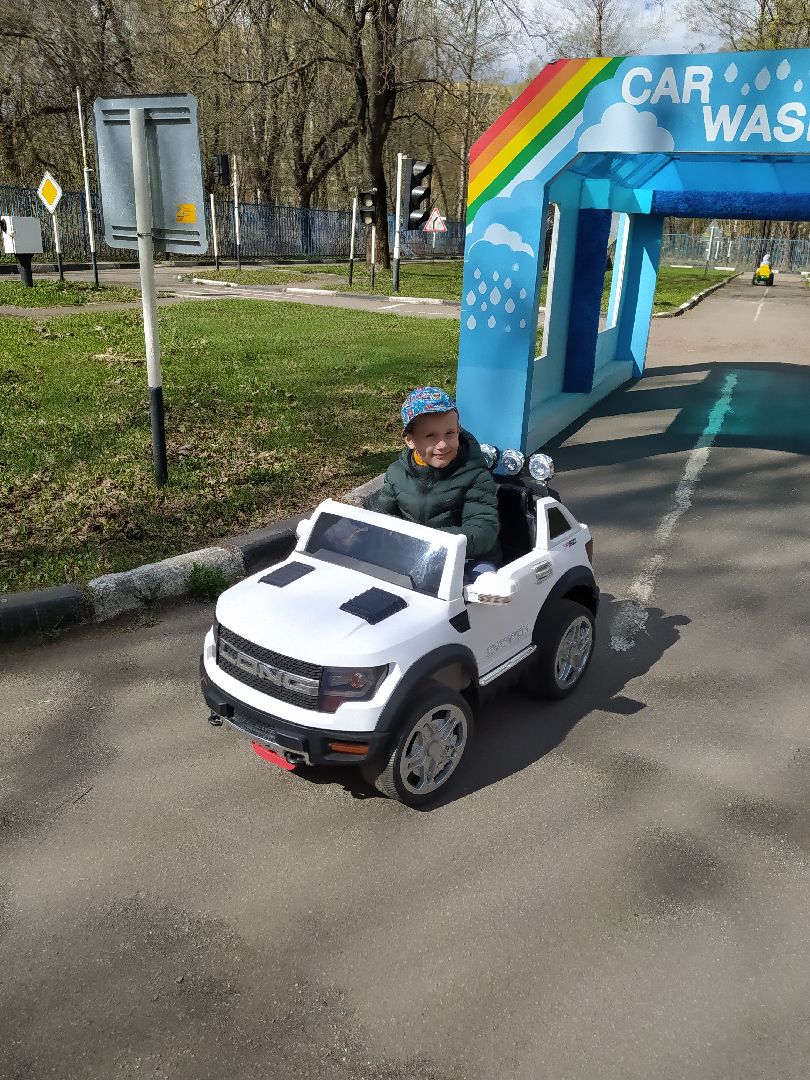 Автогородок, машины, дорога, светофор, зебра, парк