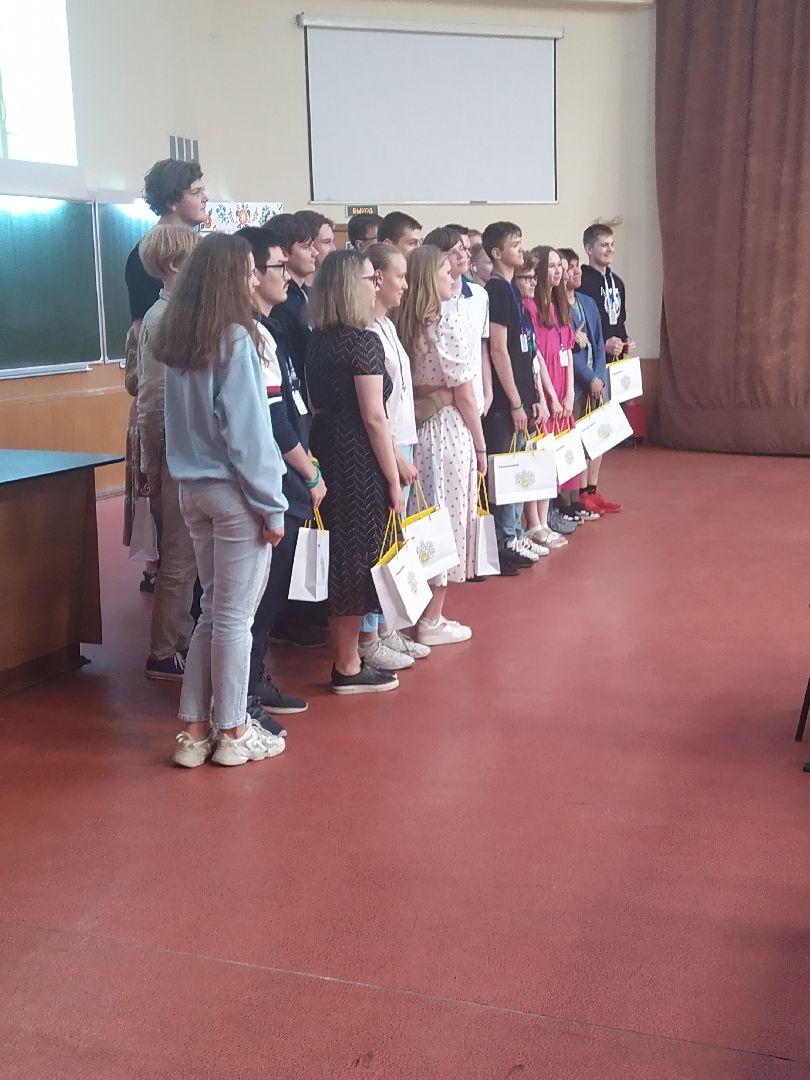 Долгопудный, летние лагеря, олимпиада, МФТИ, ЛОШ, нейросети