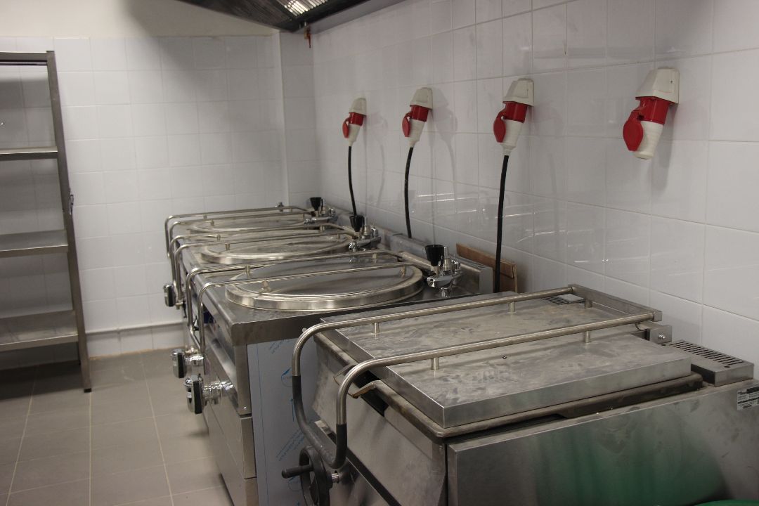 Лобня, города