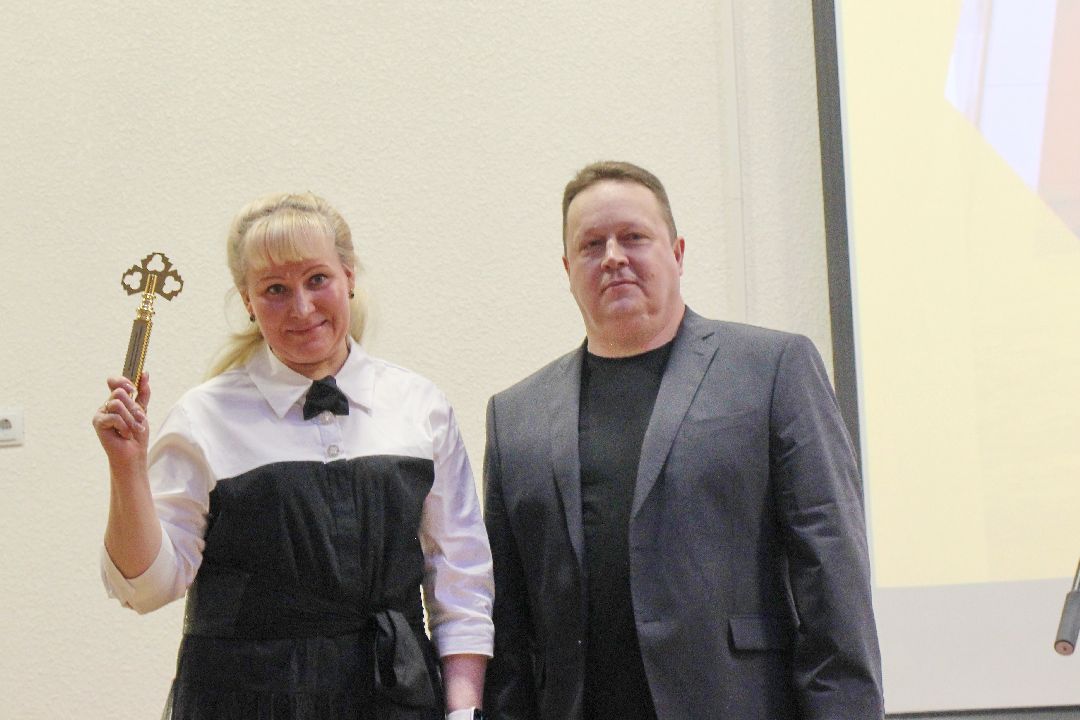 Лобня, города