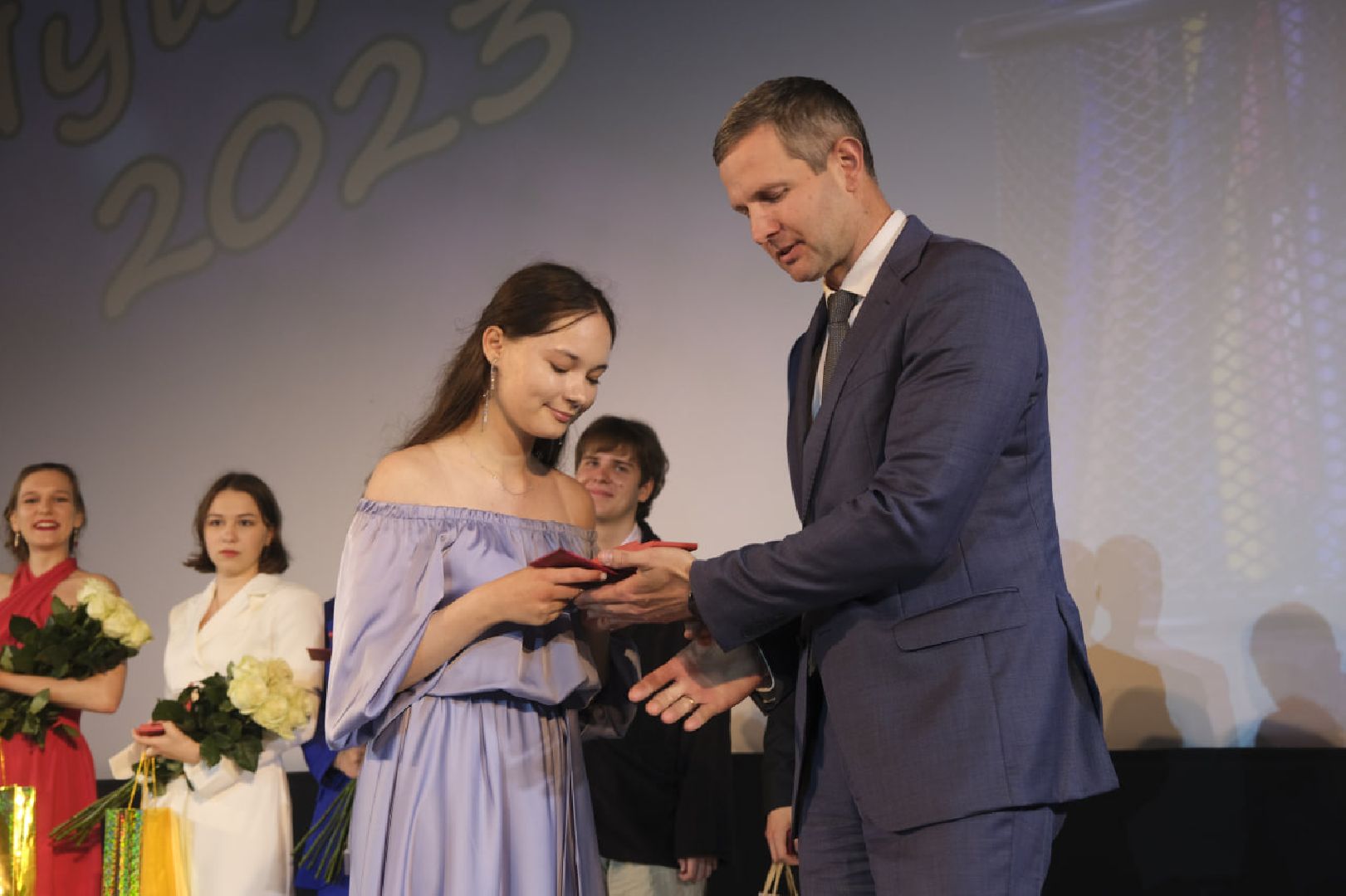 Пущино, выпускной, образование