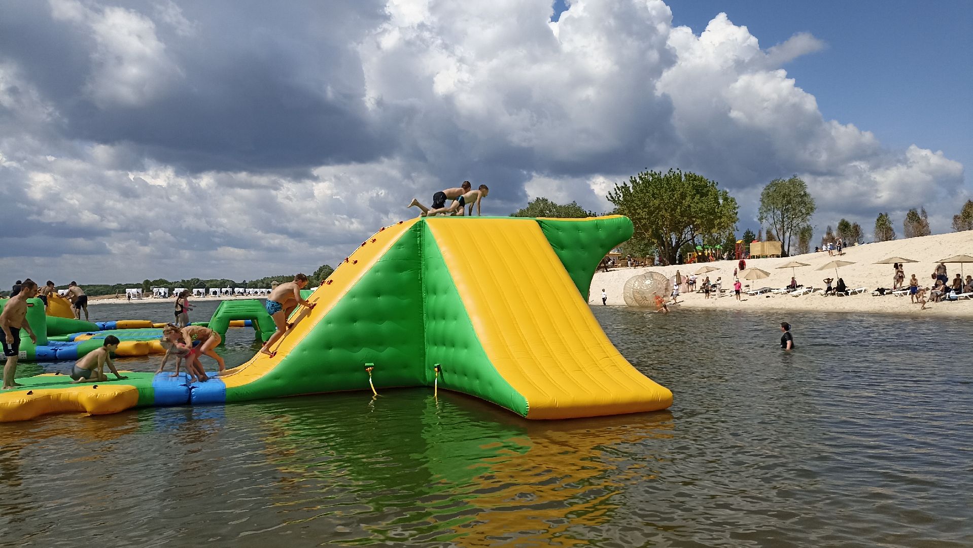 Серпухов, Подмосковье, дети, пляж на Оке, аквапарк