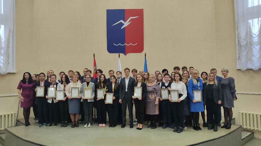 Лобня, города