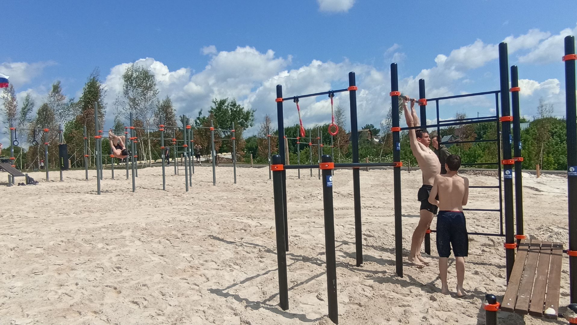 Серпухов, Подмосковье, воркаут, спорт, пляж на Оке, гимнастика, тренажеры, турники