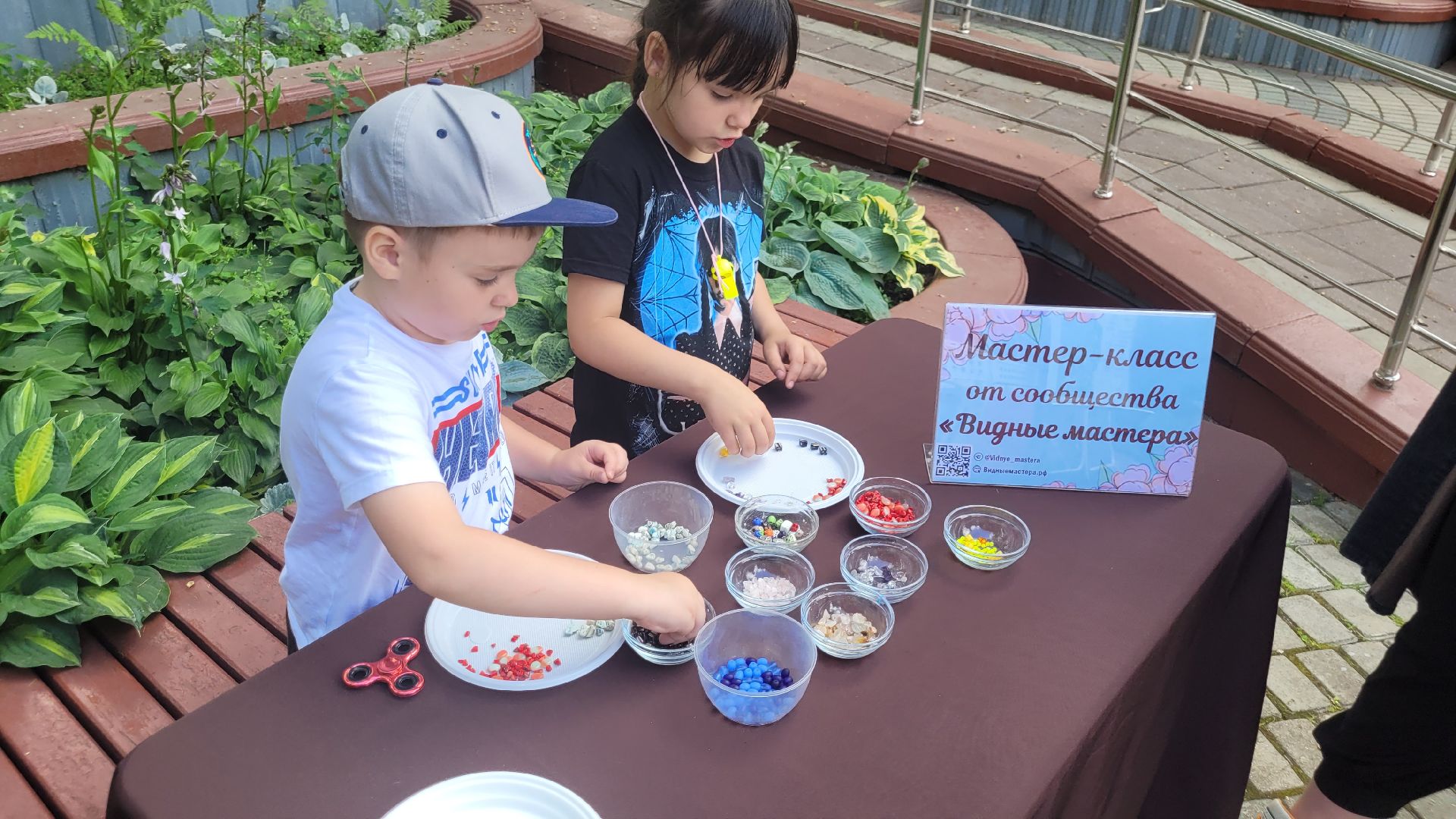 творчество; видные мастера; парки видного; досуг