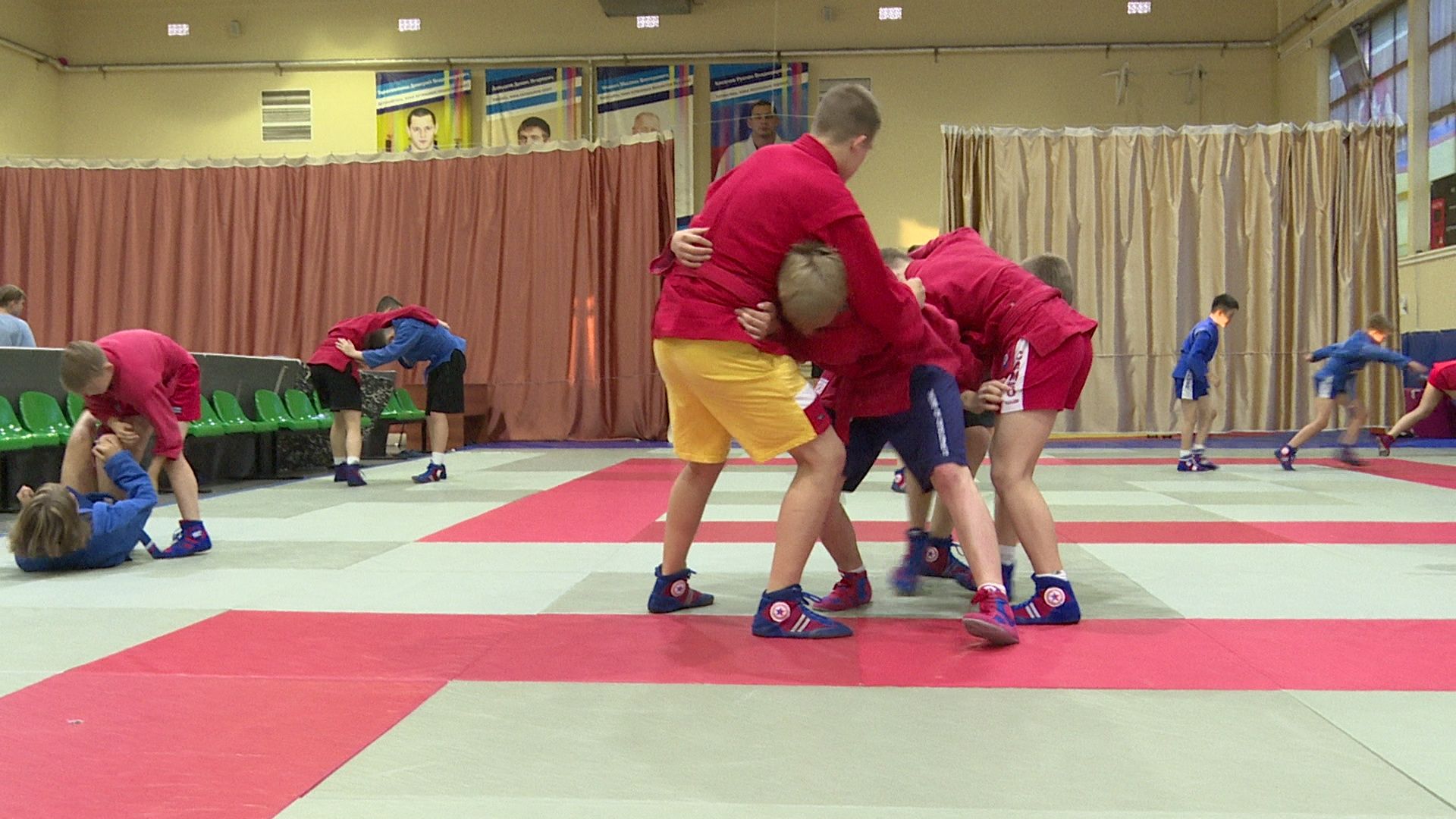 Реутов, спорт, самбо, Денис Давыдов, ФОК, спортивная школа