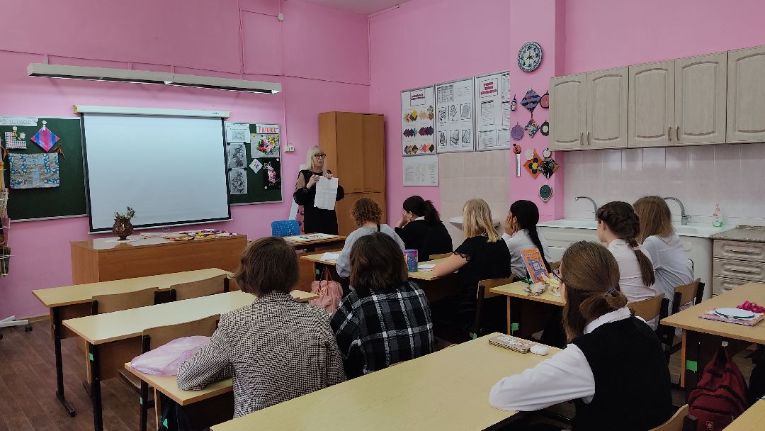 Лобня, города