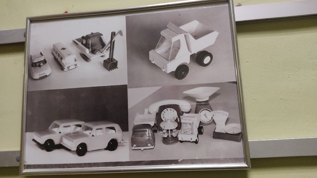 Лобня, города