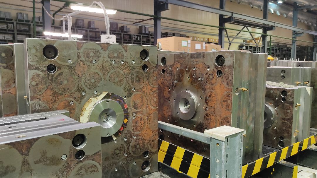 Лобня, города