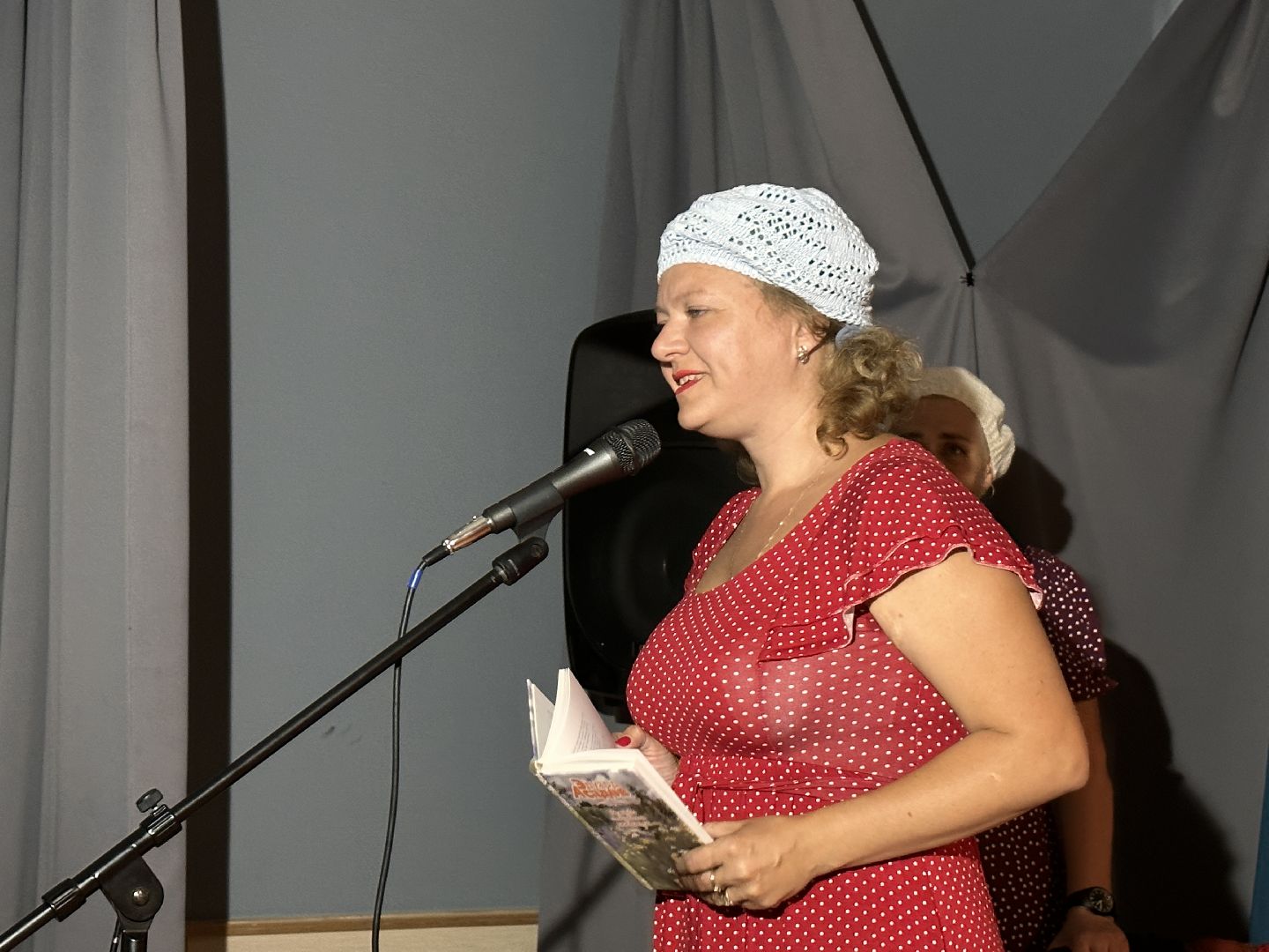 Одинцово, Библиотека, Асадов, Поэзия