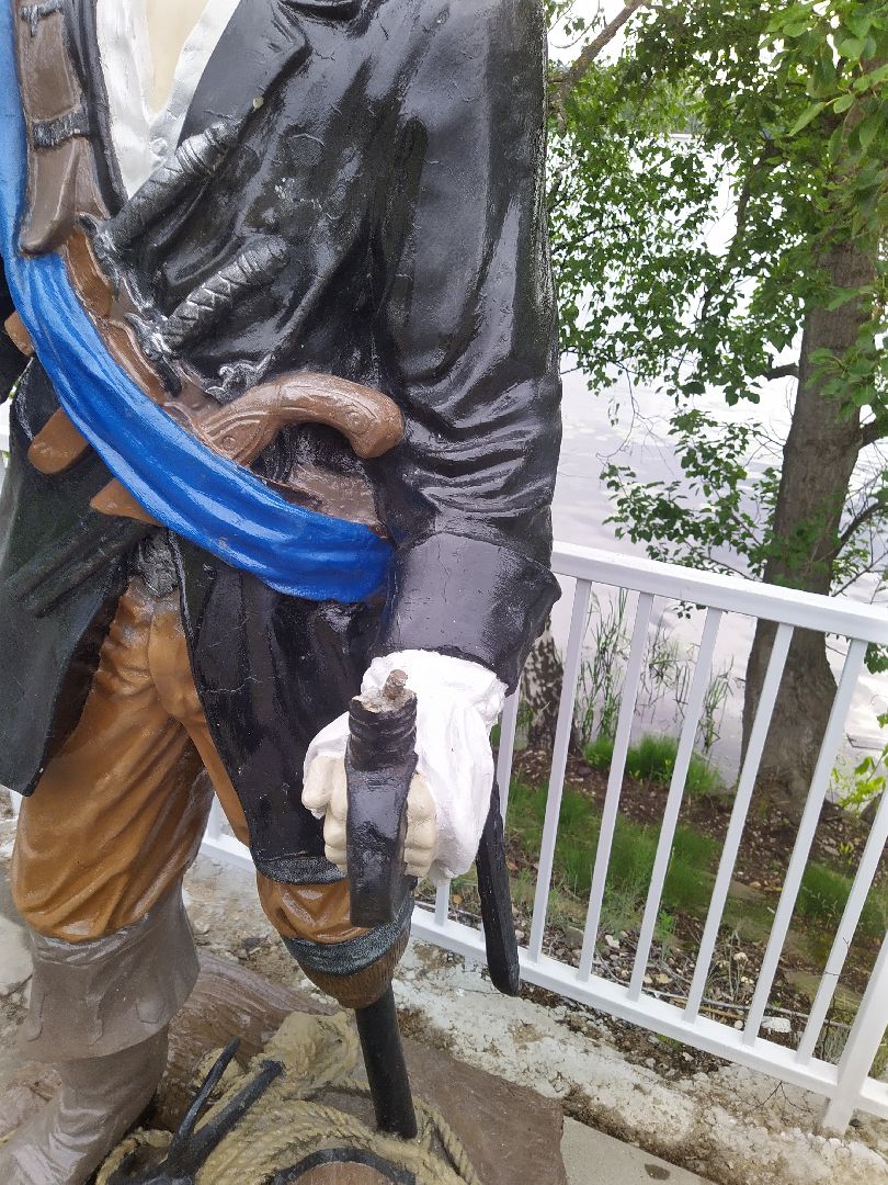 Долгопрудный, арт-обьект, пират, Олимпийский Мишка, статуя