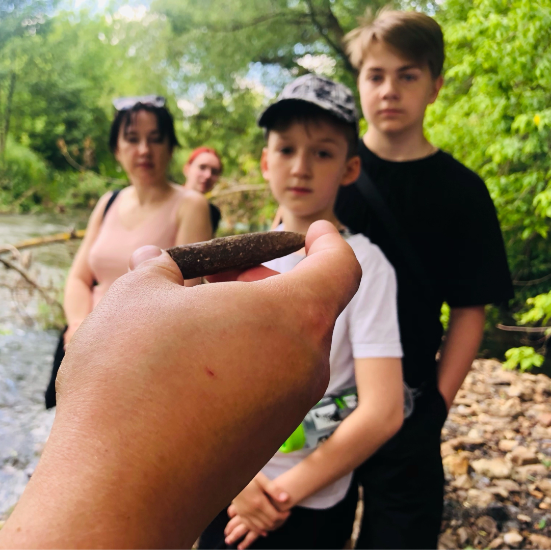 Домодедово, экскурсия, поиск окаменелостей, поиск моллюсков, река, берег реки