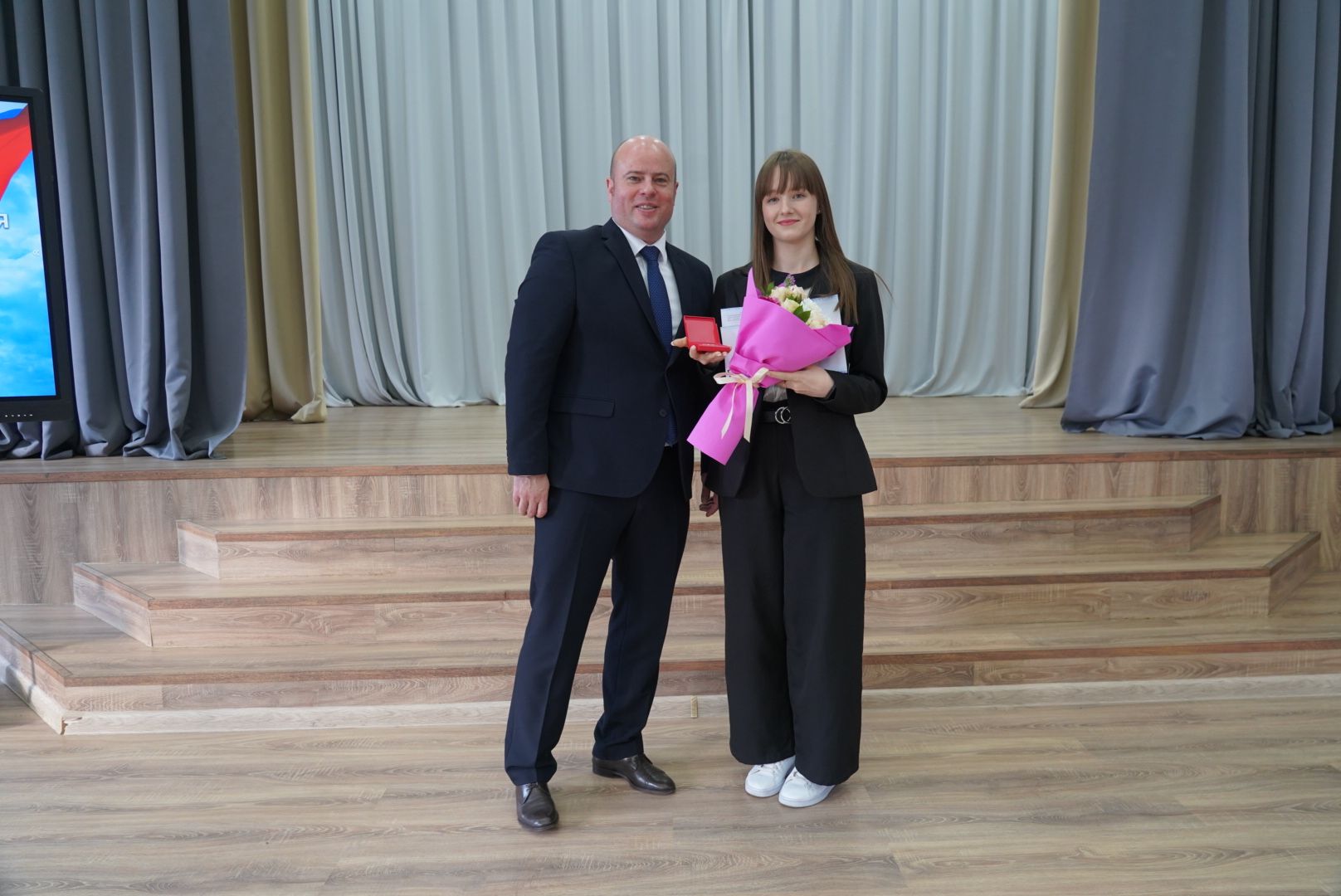 вручение аттестатов, медалисты, Котельники