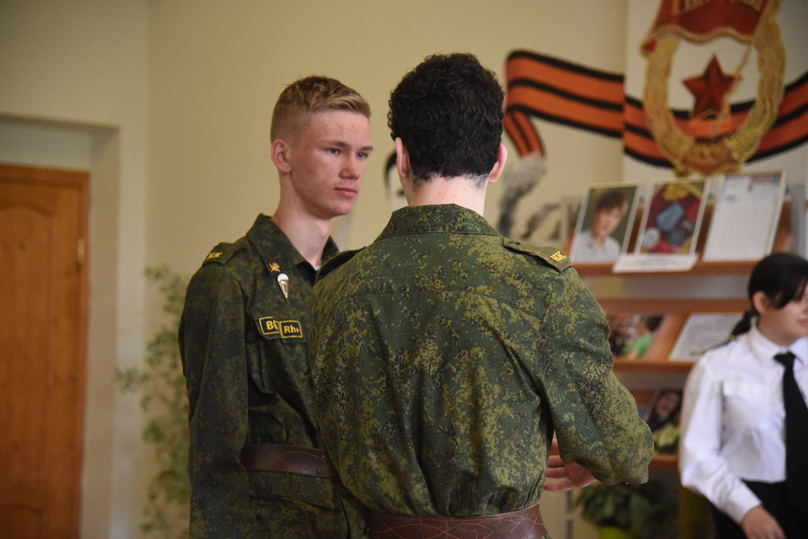 Химки, СВО, граффити, память, школа