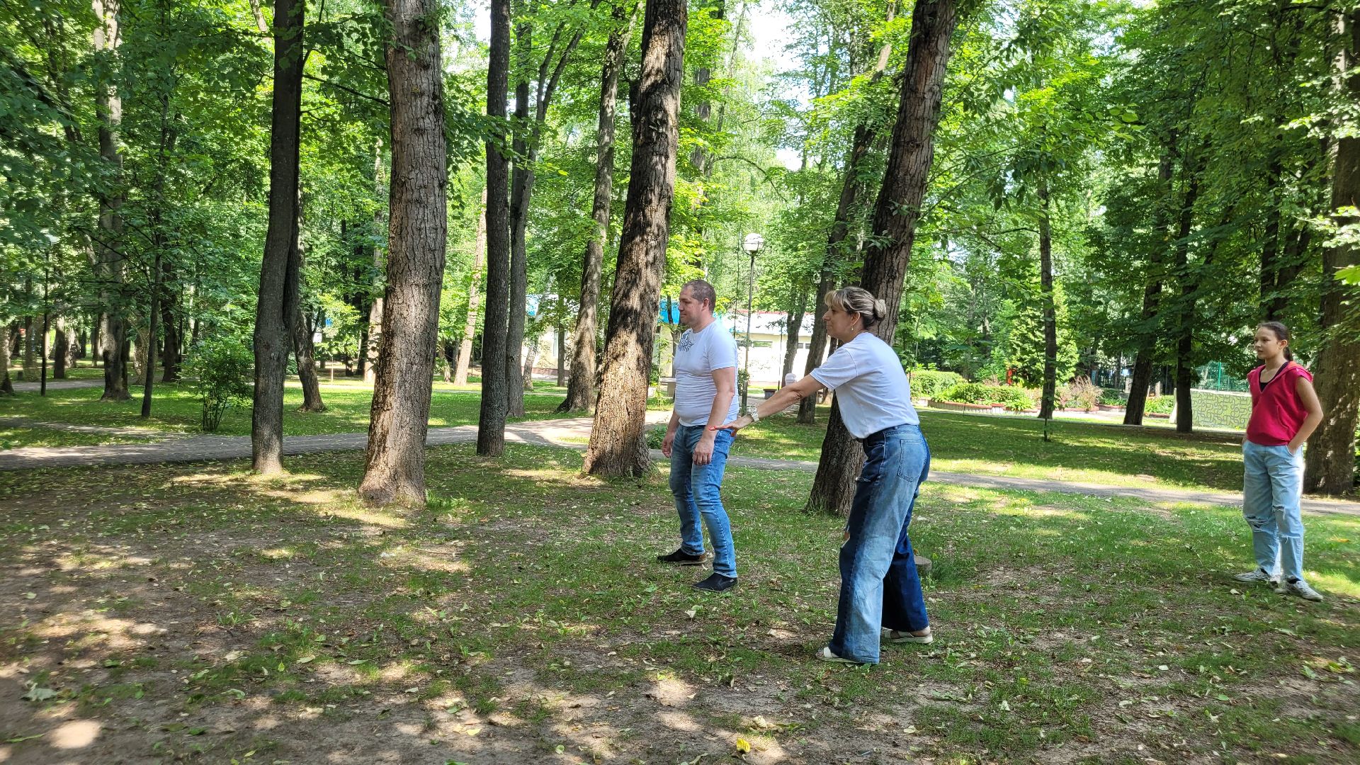 дети; литература; читающая скамейка; игры; библиотека; парки подмосковья