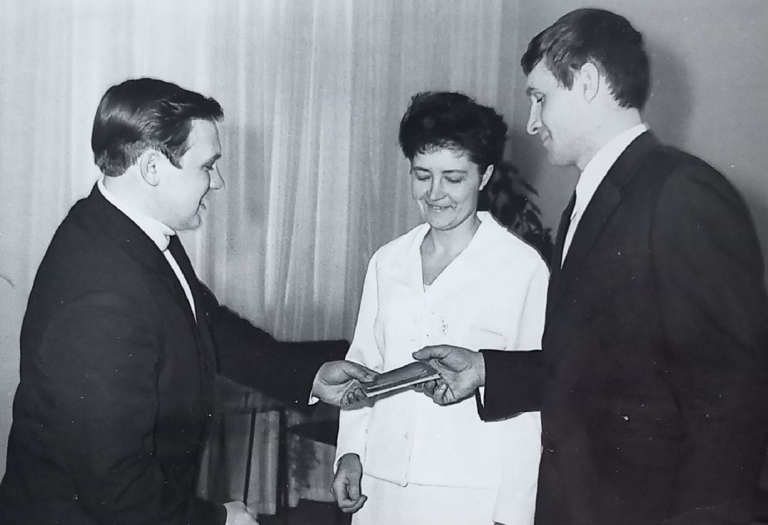 Лобня, города