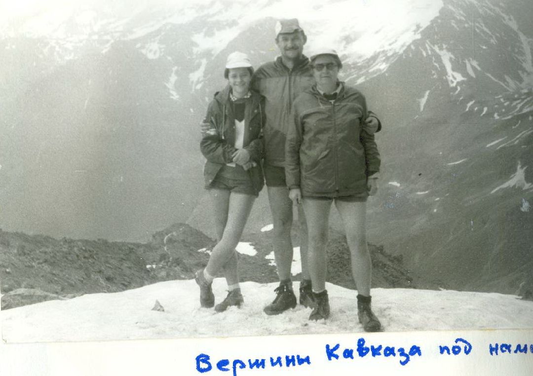 Лобня, города