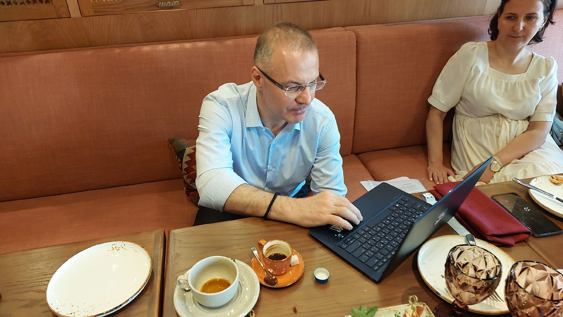 депутат ГД, Госдума, Серпухов, Коган, журналисты,