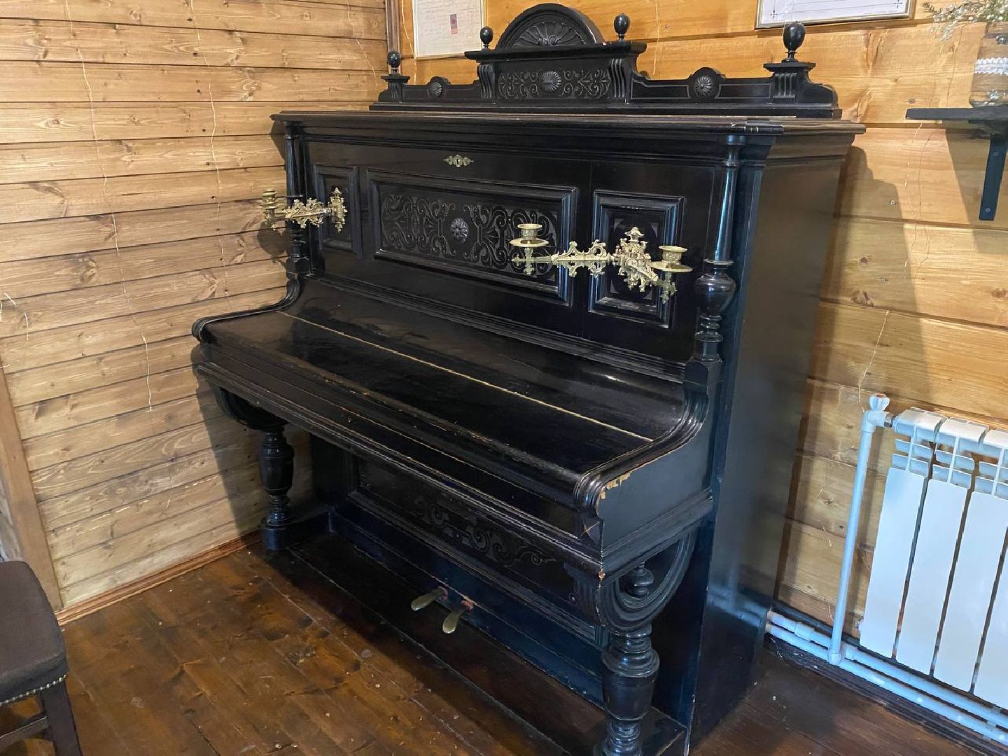 Чехов, раритет, пианино, предприниматель, император, инструмент
