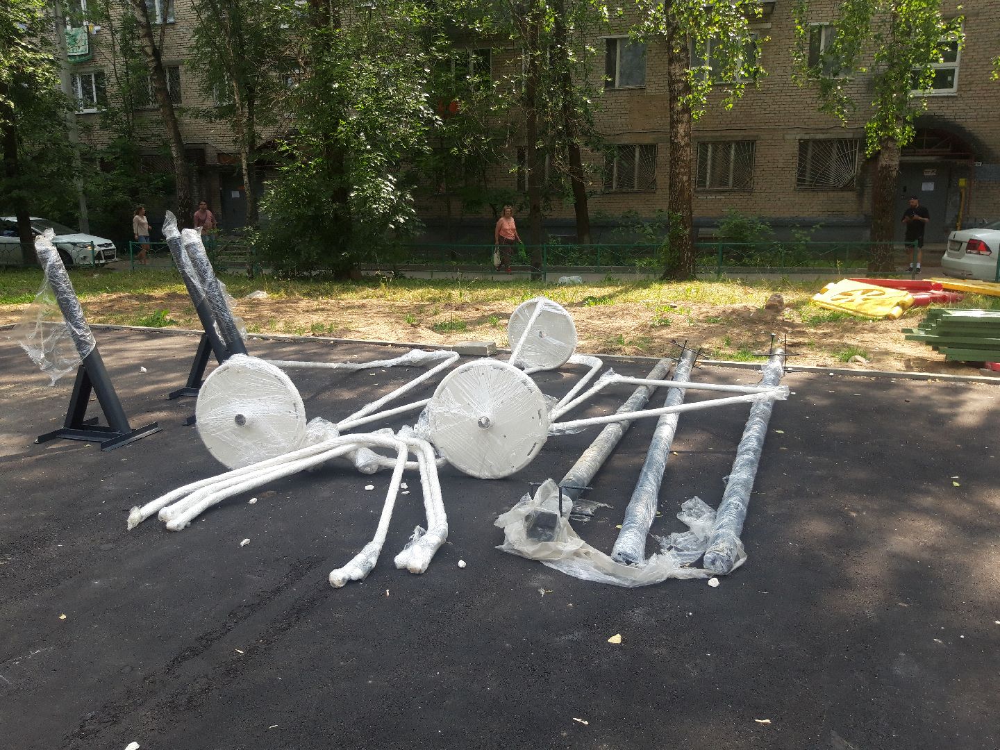 доброе дело, двор,